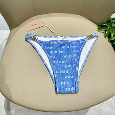 miumiu新款连体泳衣👙❤️😍🥰适合多种场景的游泳衣🏊♀️海边 游泳池 温泉 水上乐园 漂流都可以😌 miumiu新款连体泳衣👙❤️😍🥰适合多种场景的游泳衣🏊♀️海边 游泳池 温泉 水上乐园 漂流都可以😌