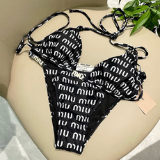 miumiu新款连体泳衣👙❤️😍🥰适合多种场景的游泳衣🏊♀️海边 游泳池 温泉 水上乐园 漂流都可以😌 miumiu新款连体泳衣👙❤️😍🥰适合多种场景的游泳衣🏊♀️海边 游泳池 温泉 水上乐园 漂流都可以😌