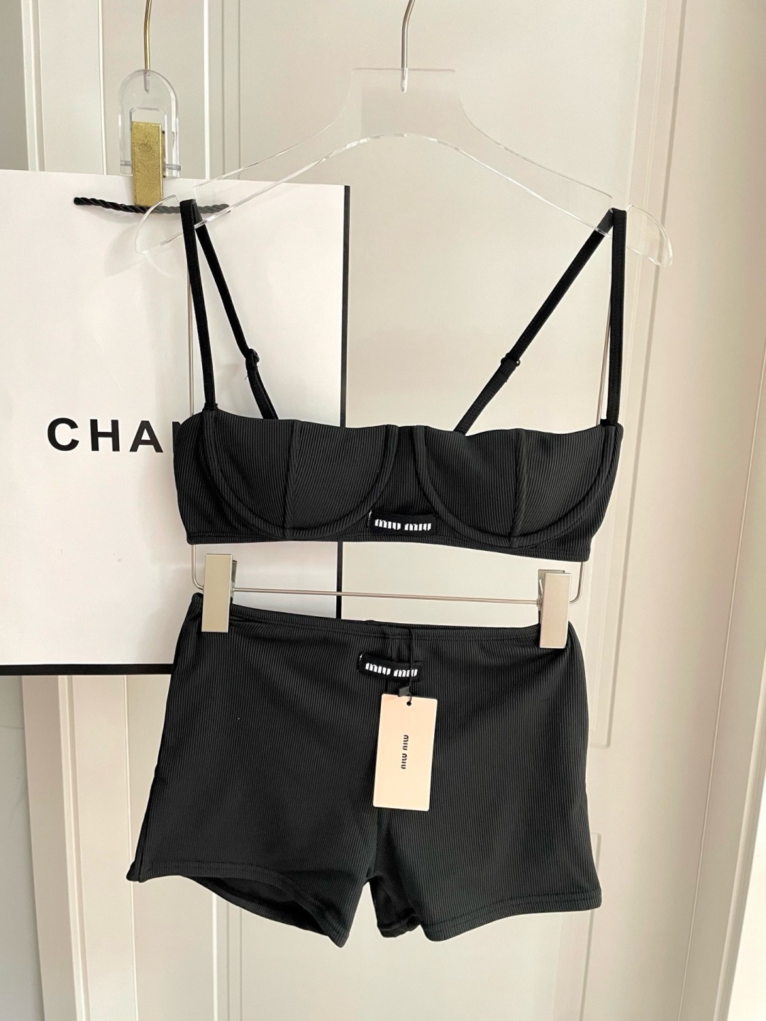 miumiu新款比基尼泳衣👙❤️😍🥰适合多种场景的游泳衣🏊♀️海边 游泳池 温泉 水上乐园 漂流都可以 miumiu新款比基尼泳衣👙❤️😍🥰适合多种场景的游泳衣🏊♀️海边 游泳池 温泉 水上乐园 漂流都可以