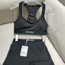 miumiu新款比基尼泳衣👙❤️😍🥰适合多种场景的游泳衣🏊♀️海边 游泳池 温泉 水上乐园 漂流都可以 miumiu新款比基尼泳衣👙❤️😍🥰适合多种场景的游泳衣🏊♀️海边 游泳池 温泉 水上乐园 漂流都可以