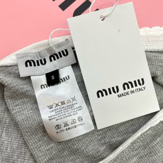 miumiu新款比基尼泳衣👙❤️😍🥰适合多种场景的游泳衣🏊♀️海边 游泳池 温泉 水上乐园 漂流都可以 miumiu新款比基尼泳衣👙❤️😍🥰适合多种场景的游泳衣🏊♀️海边 游泳池 温泉 水上乐园 漂流都可以