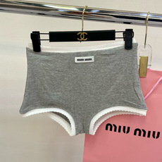 miumiu新款比基尼泳衣👙❤️😍🥰适合多种场景的游泳衣🏊♀️海边 游泳池 温泉 水上乐园 漂流都可以 miumiu新款比基尼泳衣👙❤️😍🥰适合多种场景的游泳衣🏊♀️海边 游泳池 温泉 水上乐园 漂流都可以
