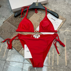 Celine专柜新款 对版五金😍🥰适合多种场景的游泳衣🏊♀️海边 游泳池 温泉 水上乐园 漂流都可以😌 Celine专柜新款 对版五金😍🥰适合多种场景的游泳衣🏊♀️海边 游泳池 温泉 水上乐园 漂流都可以😌
