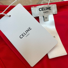 Celine专柜新款 对版五金😍🥰适合多种场景的游泳衣🏊♀️海边 游泳池 温泉 水上乐园 漂流都可以😌 Celine专柜新款 对版五金😍🥰适合多种场景的游泳衣🏊♀️海边 游泳池 温泉 水上乐园 漂流都可以😌