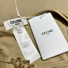 Celine专柜新款 对版五金😍🥰适合多种场景的游泳衣🏊♀️海边 游泳池 温泉 水上乐园 漂流都可以😌 Celine专柜新款 对版五金😍🥰适合多种场景的游泳衣🏊♀️海边 游泳池 温泉 水上乐园 漂流都可以😌