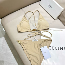 Celine专柜新款 对版五金😍🥰适合多种场景的游泳衣🏊♀️海边 游泳池 温泉 水上乐园 漂流都可以😌 Celine专柜新款 对版五金😍🥰适合多种场景的游泳衣🏊♀️海边 游泳池 温泉 水上乐园 漂流都可以😌