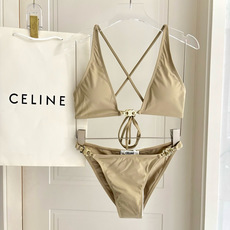Celine专柜新款 对版五金😍🥰适合多种场景的游泳衣🏊♀️海边 游泳池 温泉 水上乐园 漂流都可以😌 Celine专柜新款 对版五金😍🥰适合多种场景的游泳衣🏊♀️海边 游泳池 温泉 水上乐园 漂流都可以😌