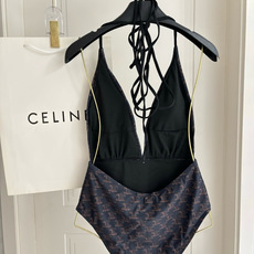 Celine专柜新款 对版五金😍🥰适合多种场景的游泳衣🏊♀️海边 游泳池 温泉 水上乐园 漂流都可以😌 Celine专柜新款 对版五金😍🥰适合多种场景的游泳衣🏊♀️海边 游泳池 温泉 水上乐园 漂流都可以😌