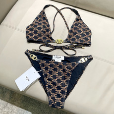 Celine专柜新款 对版五金😍🥰适合多种场景的游泳衣🏊♀️海边 游泳池 温泉 水上乐园 漂流都可以😌 Celine专柜新款 对版五金😍🥰适合多种场景的游泳衣🏊♀️海边 游泳池 温泉 水上乐园 漂流都可以😌