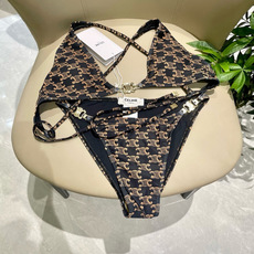 Celine专柜新款 对版五金😍🥰适合多种场景的游泳衣🏊♀️海边 游泳池 温泉 水上乐园 漂流都可以😌 Celine专柜新款 对版五金😍🥰适合多种场景的游泳衣🏊♀️海边 游泳池 温泉 水上乐园 漂流都可以😌