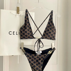 Celine专柜新款 对版五金😍🥰适合多种场景的游泳衣🏊♀️海边 游泳池 温泉 水上乐园 漂流都可以😌 Celine专柜新款 对版五金😍🥰适合多种场景的游泳衣🏊♀️海边 游泳池 温泉 水上乐园 漂流都可以😌