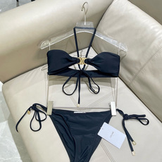 Celine专柜新款 对版五金😍🥰适合多种场景的游泳衣🏊♀️海边 游泳池 温泉 水上乐园 漂流都可以😌 Celine专柜新款 对版五金😍🥰适合多种场景的游泳衣🏊♀️海边 游泳池 温泉 水上乐园 漂流都可以😌