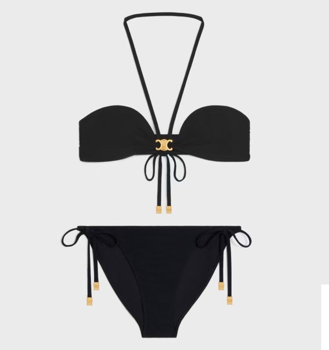 Celine专柜新款 对版五金😍🥰适合多种场景的游泳衣🏊♀️海边 游泳池 温泉 水上乐园 漂流都可以😌 Celine专柜新款 对版五金😍🥰适合多种场景的游泳衣🏊♀️海边 游泳池 温泉 水上乐园 漂流都可以😌