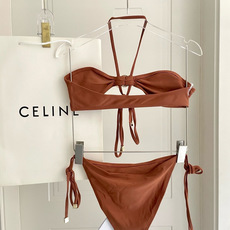 Celine专柜新款 对版五金😍🥰适合多种场景的游泳衣🏊♀️海边 游泳池 温泉 水上乐园 漂流都可以😌 Celine专柜新款 对版五金😍🥰适合多种场景的游泳衣🏊♀️海边 游泳池 温泉 水上乐园 漂流都可以😌