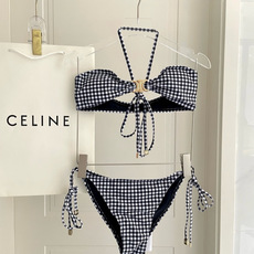 Celine专柜新款 对版五金😍🥰适合多种场景的游泳衣🏊♀️海边 游泳池 温泉 水上乐园 漂流都可以😌 Celine专柜新款 对版五金😍🥰适合多种场景的游泳衣🏊♀️海边 游泳池 温泉 水上乐园 漂流都可以😌