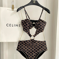 Celine专柜新款 对版五金😍🥰适合多种场景的游泳衣🏊♀️海边 游泳池 温泉 水上乐园 漂流都可以😌 Celine专柜新款 对版五金😍🥰适合多种场景的游泳衣🏊♀️海边 游泳池 温泉 水上乐园 漂流都可以😌