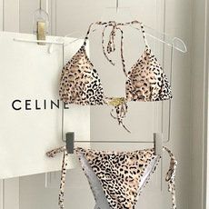 Celine专柜新款 对版五金😍🥰适合多种场景的游泳衣🏊♀️海边 游泳池 温泉 水上乐园 漂流都可以😌 Celine专柜新款 对版五金😍🥰适合多种场景的游泳衣🏊♀️海边 游泳池 温泉 水上乐园 漂流都可以😌