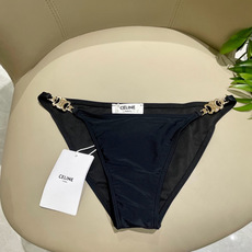 Celine专柜新款 对版五金😍🥰适合多种场景的游泳衣🏊♀️海边 游泳池 温泉 水上乐园 漂流都可以😌 Celine专柜新款 对版五金😍🥰适合多种场景的游泳衣🏊♀️海边 游泳池 温泉 水上乐园 漂流都可以😌