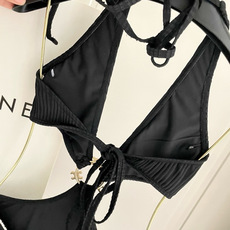 Celine专柜新款 对版五金😍🥰适合多种场景的游泳衣🏊♀️海边 游泳池 温泉 水上乐园 漂流都可以😌 Celine专柜新款 对版五金😍🥰适合多种场景的游泳衣🏊♀️海边 游泳池 温泉 水上乐园 漂流都可以😌