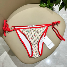 华伦天奴比基尼😍🥰适合多种场景的游泳衣🏊♀️海边 游泳池 温泉 水上乐园 漂流都可以😌内搭也完全可以 华伦天奴比基尼😍🥰适合多种场景的游泳衣🏊♀️海边 游泳池 温泉 水上乐园 漂流都可以😌内搭也完全可以