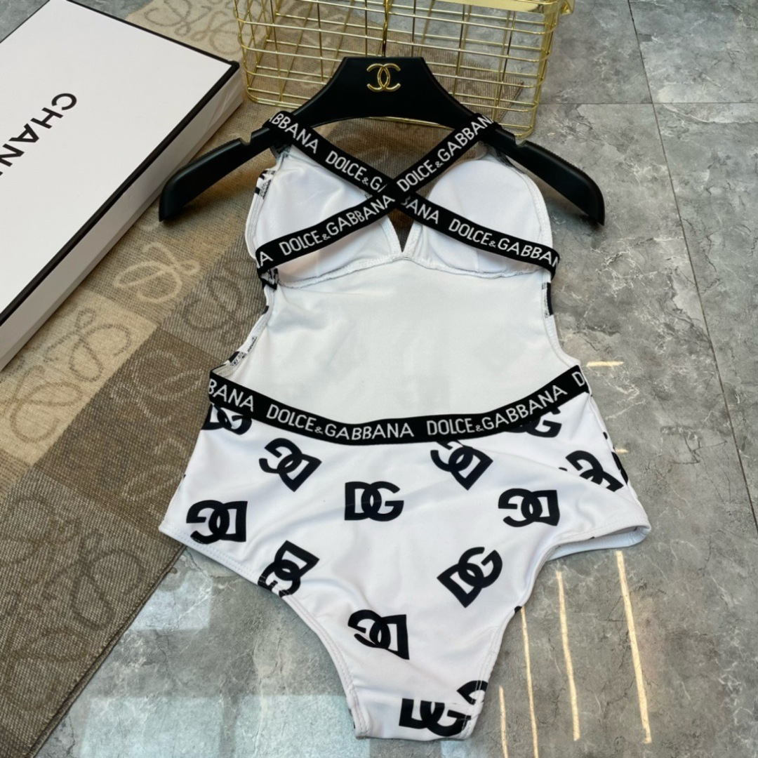 DG连体泳衣 性感女神🥰😍👙❤️😍🥰适合多种场景的游泳衣🏊‍♀️海边 游泳池 温泉 水上乐园 漂流都可以