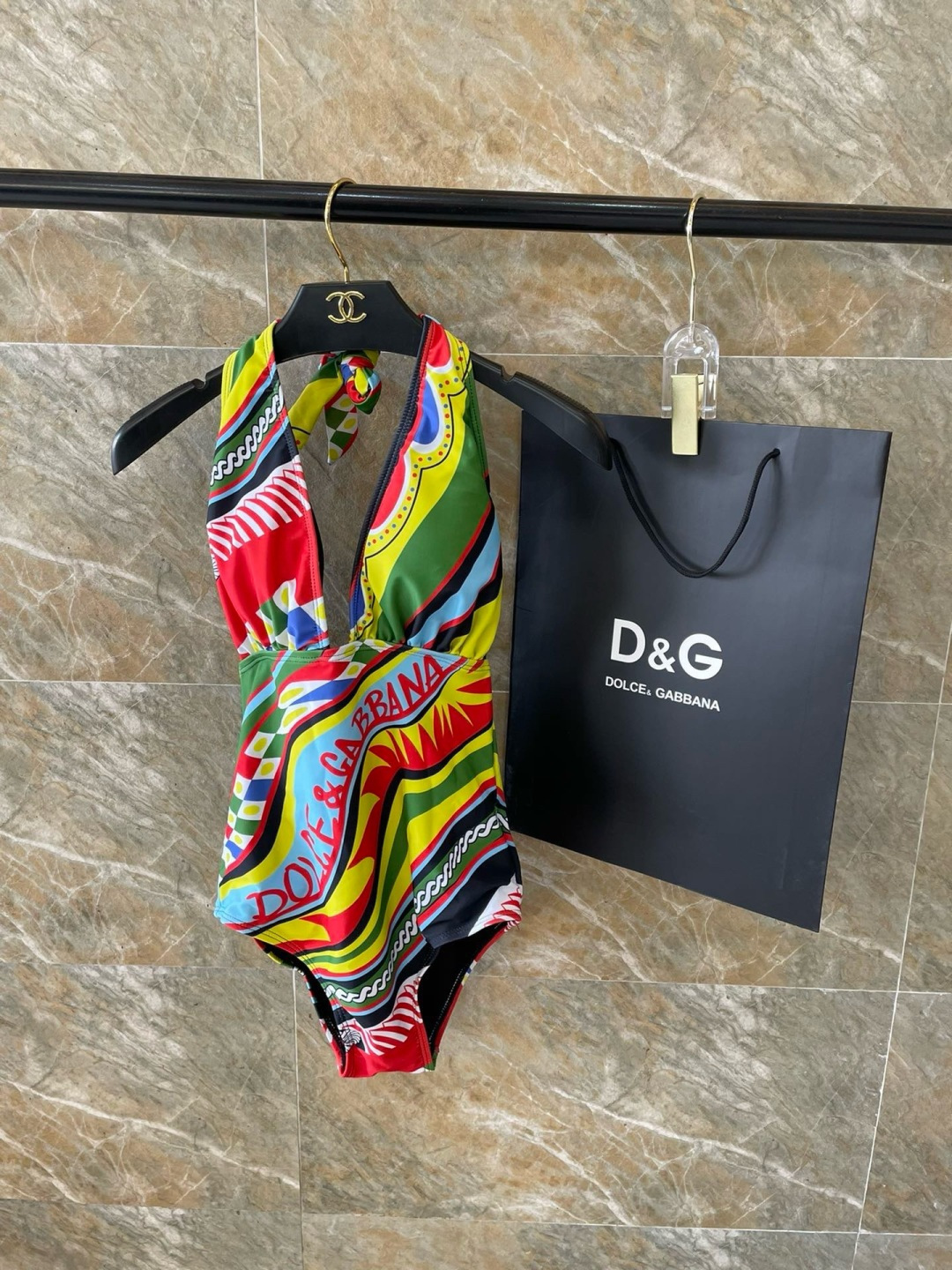 DG连体泳衣 性感女神🥰😍👙❤️😍🥰适合多种场景的游泳衣🏊♀️海边 游泳池 温泉 水上乐园 漂流都可以 DG连体泳衣 性感女神🥰😍👙❤️😍🥰适合多种场景的游泳衣🏊♀️海边 游泳池 温泉 水上乐园 漂流都可以