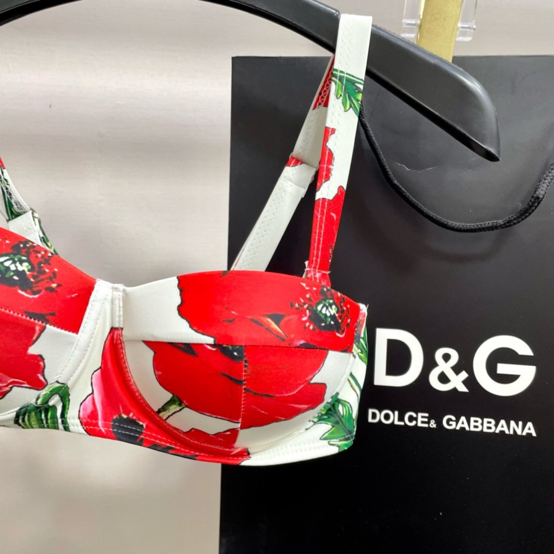 DG比基尼泳衣 性感女神🥰😍👙❤️😍🥰适合多种场景的游泳衣🏊‍♀️海边 游泳池 温泉 水上乐园 漂流都可