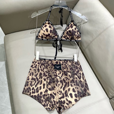 DG新款连体泳衣 时尚潮流款 😍🥰适合多种场景的游泳衣🏊♀️海边 游泳池 温泉 水上乐园 漂流都可 DG新款连体泳衣 时尚潮流款 😍🥰适合多种场景的游泳衣🏊♀️海边 游泳池 温泉 水上乐园 漂流都可