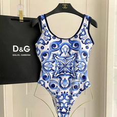 DG新款连体泳衣 时尚潮流款 😍🥰适合多种场景的游泳衣🏊♀️海边 游泳池 温泉 水上乐园 漂流都可 DG新款连体泳衣 时尚潮流款 😍🥰适合多种场景的游泳衣🏊♀️海边 游泳池 温泉 水上乐园 漂流都可