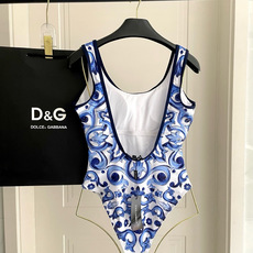 DG新款连体泳衣 时尚潮流款 😍🥰适合多种场景的游泳衣🏊♀️海边 游泳池 温泉 水上乐园 漂流都可 DG新款连体泳衣 时尚潮流款 😍🥰适合多种场景的游泳衣🏊♀️海边 游泳池 温泉 水上乐园 漂流都可