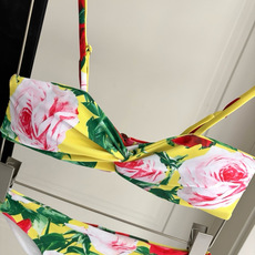 DG新款比基尼泳衣 时尚潮流款 😍🥰适合多种场景的游泳衣🏊♀️海边 游泳池 温泉 水上乐园 漂流都 DG新款比基尼泳衣 时尚潮流款 😍🥰适合多种场景的游泳衣🏊♀️海边 游泳池 温泉 水上乐园 漂流都