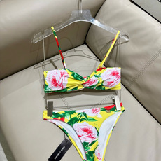 DG新款比基尼泳衣 时尚潮流款 😍🥰适合多种场景的游泳衣🏊♀️海边 游泳池 温泉 水上乐园 漂流都 DG新款比基尼泳衣 时尚潮流款 😍🥰适合多种场景的游泳衣🏊♀️海边 游泳池 温泉 水上乐园 漂流都