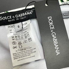 DG新款连体泳衣 两件套字母印花 实物真的超级美😍😍适合多种场景的游泳衣🏊♀️海边 游泳池 温泉 水上 DG新款连体泳衣 两件套字母印花 实物真的超级美😍😍适合多种场景的游泳衣🏊♀️海边 游泳池 温泉 水上