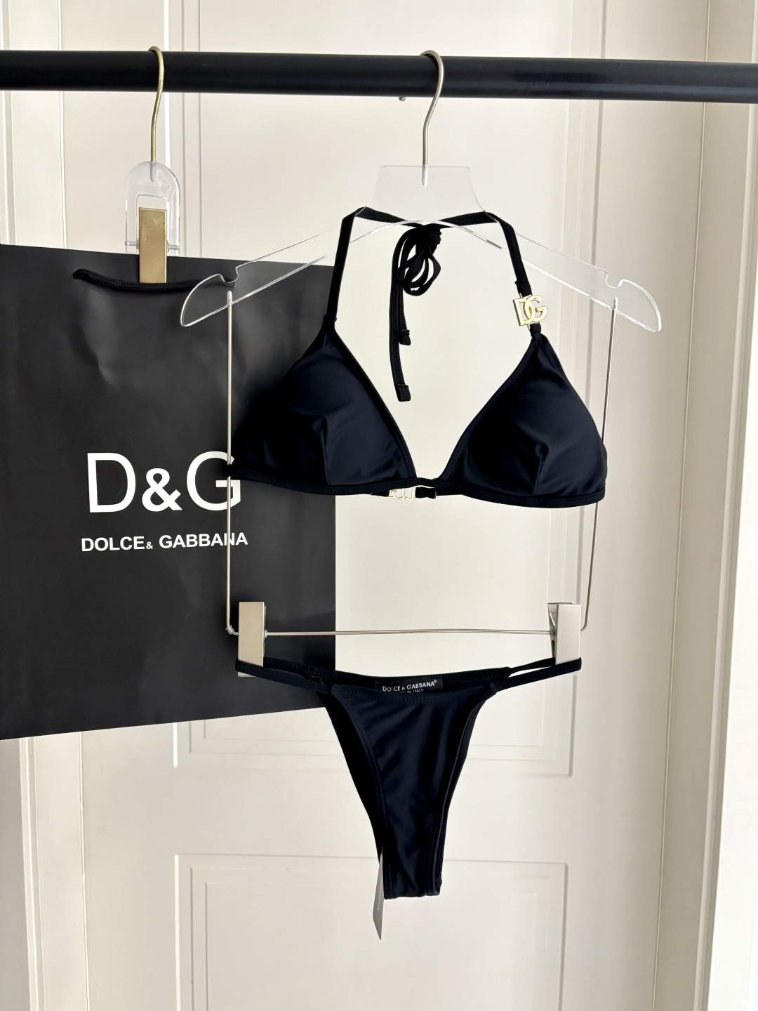 DG新款比基尼泳衣 时尚潮流款 😍🥰适合多种场景的游泳衣🏊♀️海边 游泳池 温泉 水上乐园 漂流都 DG新款比基尼泳衣 时尚潮流款 😍🥰适合多种场景的游泳衣🏊♀️海边 游泳池 温泉 水上乐园 漂流都