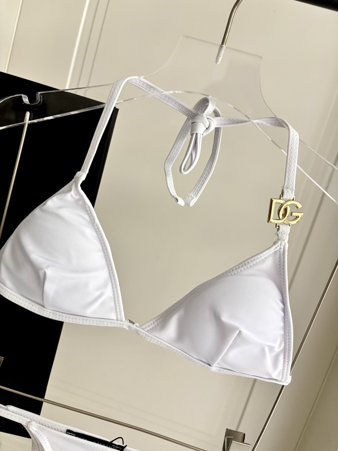 DG新款比基尼泳衣 时尚潮流款 😍🥰适合多种场景的游泳衣🏊♀️海边 游泳池 温泉 水上乐园 漂流都 DG新款比基尼泳衣 时尚潮流款 😍🥰适合多种场景的游泳衣🏊♀️海边 游泳池 温泉 水上乐园 漂流都