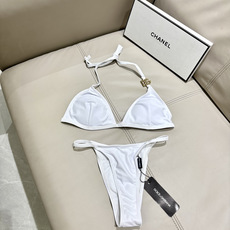 DG新款比基尼泳衣 时尚潮流款 😍🥰适合多种场景的游泳衣🏊♀️海边 游泳池 温泉 水上乐园 漂流都 DG新款比基尼泳衣 时尚潮流款 😍🥰适合多种场景的游泳衣🏊♀️海边 游泳池 温泉 水上乐园 漂流都