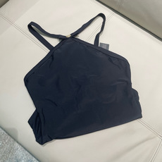 范思哲新款连体泳衣 对版五金😍🥰适合多种场景的游泳衣🏊♀️海边 游泳池 温泉 水上乐园 漂流都可以😌 范思哲新款连体泳衣 对版五金😍🥰适合多种场景的游泳衣🏊♀️海边 游泳池 温泉 水上乐园 漂流都可以😌