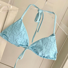 范思哲新款比基尼泳衣 对版五金😍🥰适合多种场景的游泳衣🏊♀️海边 游泳池 温泉 水上乐园 漂流都可以 范思哲新款比基尼泳衣 对版五金😍🥰适合多种场景的游泳衣🏊♀️海边 游泳池 温泉 水上乐园 漂流都可以