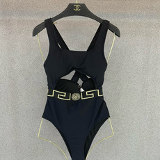 范思哲连体👙❤️😍🥰适合多种场景的游泳衣🏊♀️海边 游泳池 温泉 水上乐园 漂流都可以😌内搭外穿也完全 范思哲连体👙❤️😍🥰适合多种场景的游泳衣🏊♀️海边 游泳池 温泉 水上乐园 漂流都可以😌内搭外穿也完全