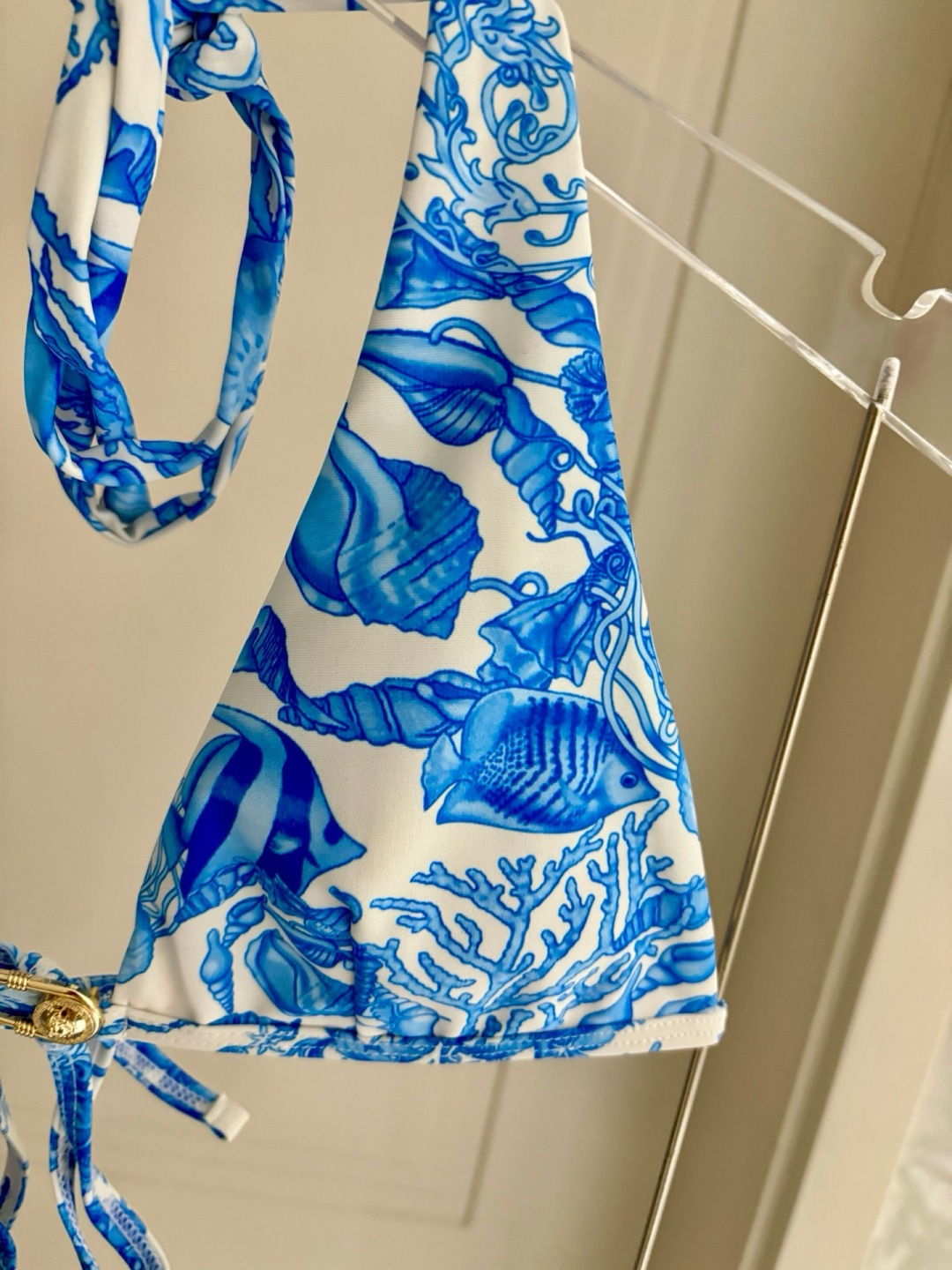 范思哲比基尼👙❤️😍🥰适合多种场景的游泳衣🏊♀️海边 游泳池 温泉 水上乐园 漂流都可以😌内搭外穿也完 范思哲比基尼👙❤️😍🥰适合多种场景的游泳衣🏊♀️海边 游泳池 温泉 水上乐园 漂流都可以😌内搭外穿也完