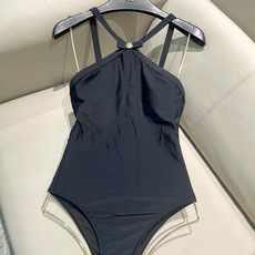 范思哲连体👙❤️😍🥰适合多种场景的游泳衣🏊♀️海边 游泳池 温泉 水上乐园 漂流都可以😌内搭外穿也完全 范思哲连体👙❤️😍🥰适合多种场景的游泳衣🏊♀️海边 游泳池 温泉 水上乐园 漂流都可以😌内搭外穿也完全
