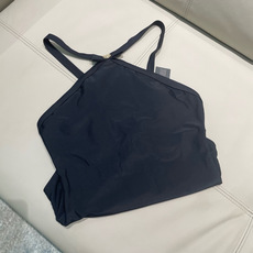 范思哲连体👙❤️😍🥰适合多种场景的游泳衣🏊♀️海边 游泳池 温泉 水上乐园 漂流都可以😌内搭外穿也完全 范思哲连体👙❤️😍🥰适合多种场景的游泳衣🏊♀️海边 游泳池 温泉 水上乐园 漂流都可以😌内搭外穿也完全