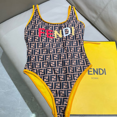 芬迪新款连体泳衣 😍🥰适合多种场景的游泳衣🏊♀️海边 游泳池 温泉 水上乐园 漂流都可以😌内搭也完全 芬迪新款连体泳衣 😍🥰适合多种场景的游泳衣🏊♀️海边 游泳池 温泉 水上乐园 漂流都可以😌内搭也完全