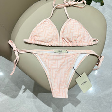 芬迪比基尼😍🥰适合多种场景的游泳衣🏊♀️海边 游泳池 温泉 水上乐园 漂流都可以😌内搭也完全可以 连体 芬迪比基尼😍🥰适合多种场景的游泳衣🏊♀️海边 游泳池 温泉 水上乐园 漂流都可以😌内搭也完全可以 连体