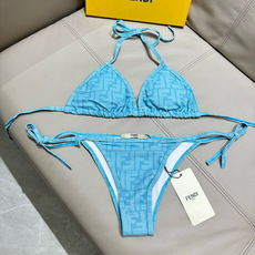 芬迪比基尼😍🥰适合多种场景的游泳衣🏊♀️海边 游泳池 温泉 水上乐园 漂流都可以😌内搭也完全可以 连体 芬迪比基尼😍🥰适合多种场景的游泳衣🏊♀️海边 游泳池 温泉 水上乐园 漂流都可以😌内搭也完全可以 连体