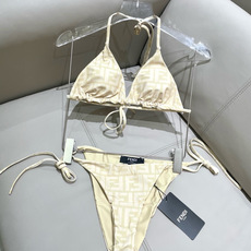 芬迪比基尼😍🥰适合多种场景的游泳衣🏊♀️海边 游泳池 温泉 水上乐园 漂流都可以😌内搭也完全可以 连体 芬迪比基尼😍🥰适合多种场景的游泳衣🏊♀️海边 游泳池 温泉 水上乐园 漂流都可以😌内搭也完全可以 连体