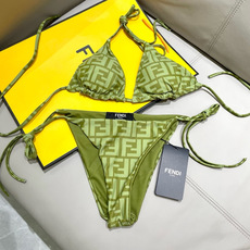 芬迪比基尼😍🥰适合多种场景的游泳衣🏊♀️海边 游泳池 温泉 水上乐园 漂流都可以😌内搭也完全可以 连体 芬迪比基尼😍🥰适合多种场景的游泳衣🏊♀️海边 游泳池 温泉 水上乐园 漂流都可以😌内搭也完全可以 连体