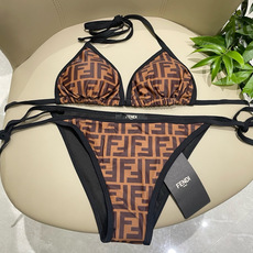 芬迪比基尼😍🥰适合多种场景的游泳衣🏊♀️海边 游泳池 温泉 水上乐园 漂流都可以😌内搭也完全可以 连体 芬迪比基尼😍🥰适合多种场景的游泳衣🏊♀️海边 游泳池 温泉 水上乐园 漂流都可以😌内搭也完全可以 连体