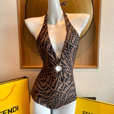Fendi 芬迪连体😍🥰适合多种场景的游泳衣🏊♀️海边 游泳池 温泉 水上乐园 漂流都可以😌内搭也完全 Fendi 芬迪连体😍🥰适合多种场景的游泳衣🏊♀️海边 游泳池 温泉 水上乐园 漂流都可以😌内搭也完全