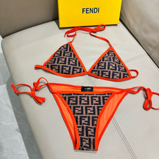 芬迪比基尼😍🥰适合多种场景的游泳衣🏊♀️海边 游泳池 温泉 水上乐园 漂流都可以😌内搭也完全可以 连体 芬迪比基尼😍🥰适合多种场景的游泳衣🏊♀️海边 游泳池 温泉 水上乐园 漂流都可以😌内搭也完全可以 连体